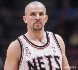 与知名足球 与知名足球