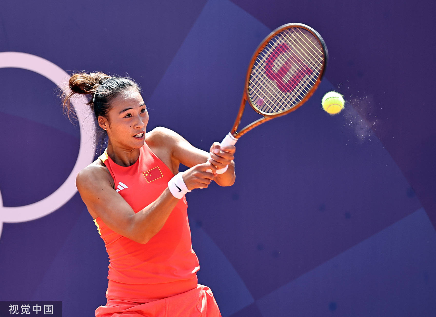 由球员完成 由球员完成